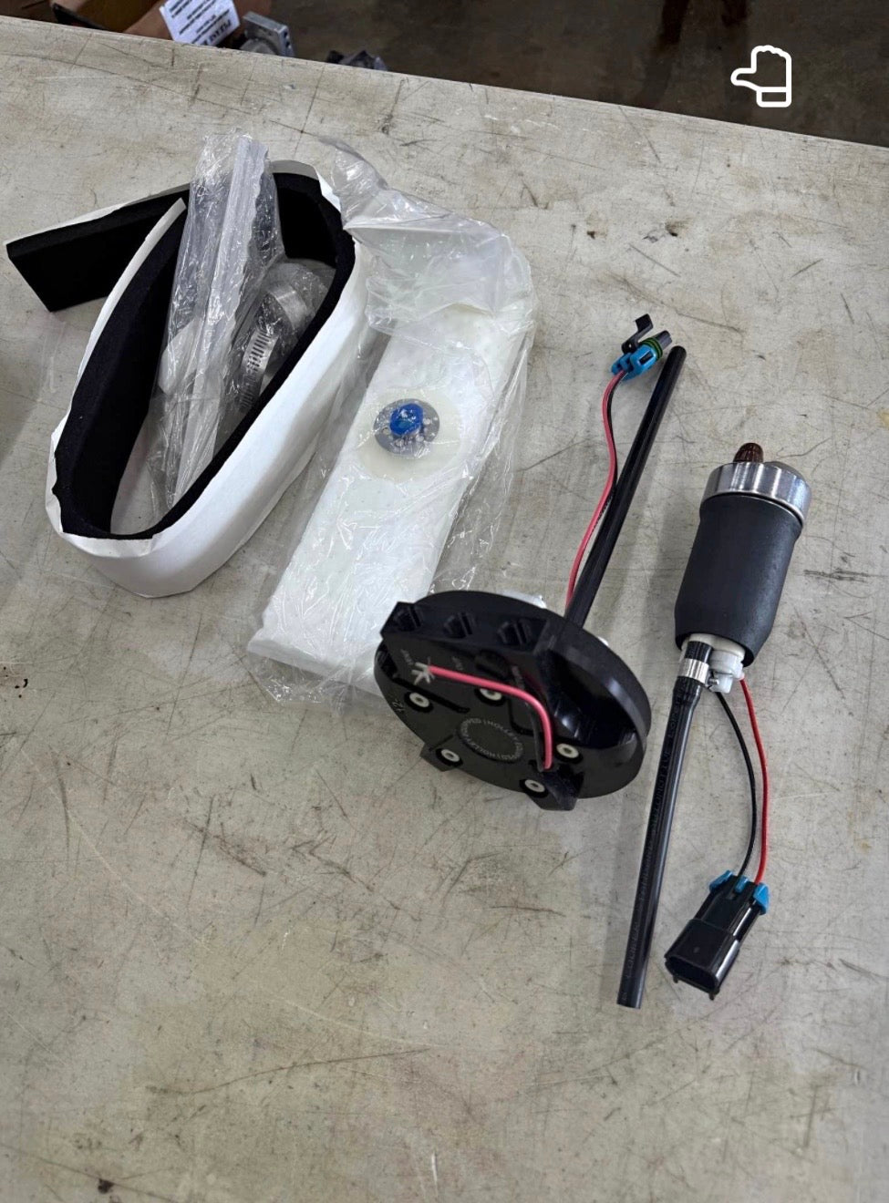 OPEN BOX - Holley In-Tank Retrofit Fuel Pump Modules #12-134 FREE SHIPPING  - Lower 48 States only